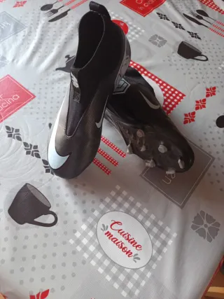 Botas de fútbol Nike niña talla 38