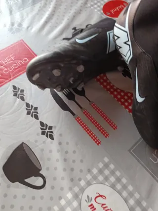 Botas de fútbol Nike niña talla 38