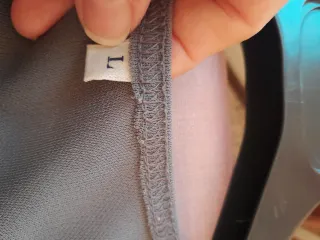 Abito grigio senza maniche