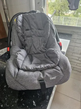 Cochecito/ carrito de bebé gris