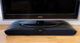 Barra de sonido y Base TV Maxell MXSB-252