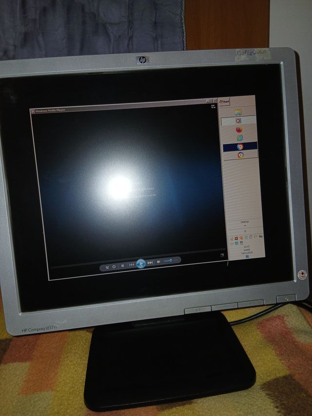 Monitor HP LE1711 Argento/Nero