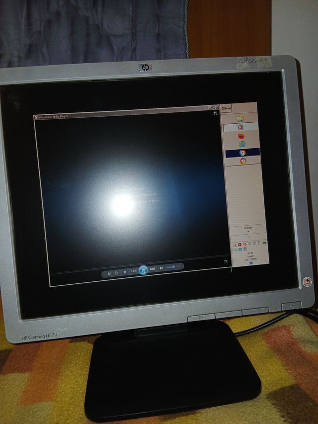 Monitor HP LE1711 Argento/Nero