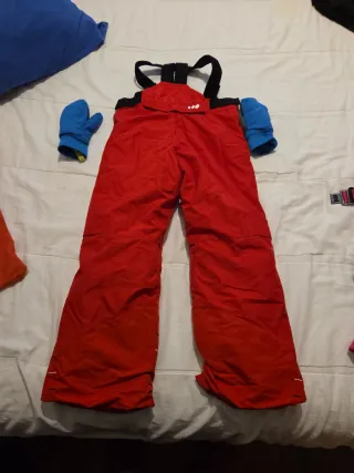 Pantalón de esquí rojo 4 años