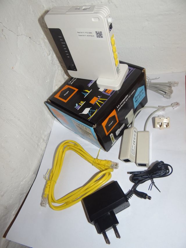 COMTREND ROUTER WIFI (AR 5307U) Model: AR-5307u