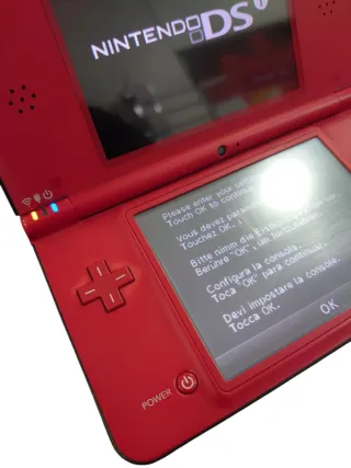 Nintendo DSi XL Edición 25 Aniversario Roja