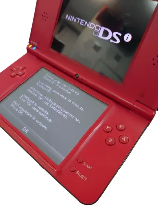 Nintendo DSi XL Edición 25 Aniversario Roja