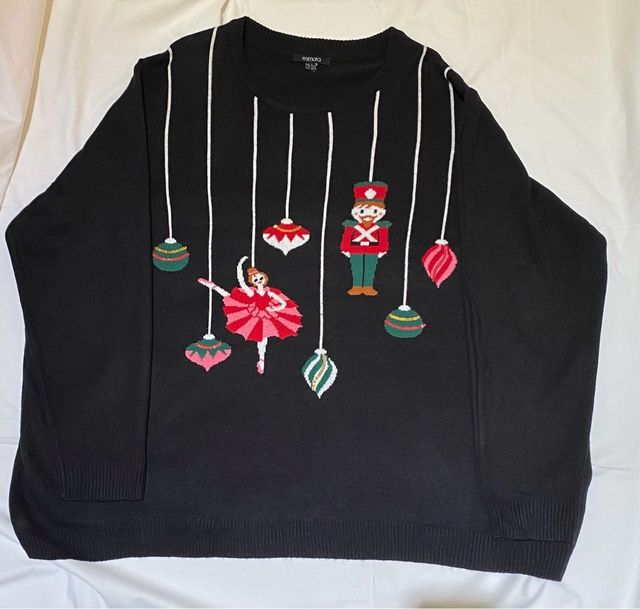 Maglione Esmara nero con ballerina e schiaccianoci