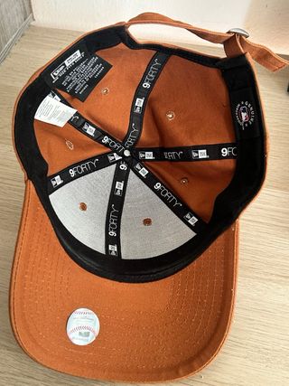 Gorra New Era NY Marrón Beige