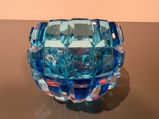 Muy bello cenicero de cristal azul de gran calidad