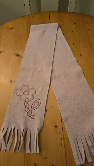 Bufanda rosa niña con flor