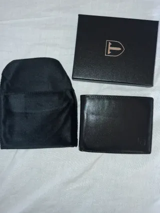 Cartera de caballero piel negra y naranja