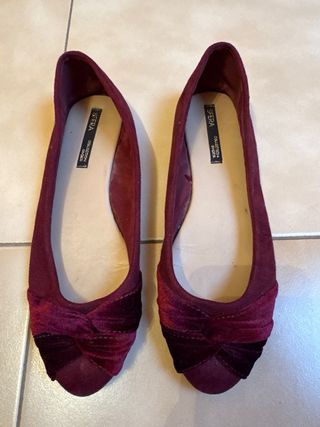 Bailarinas ante granate