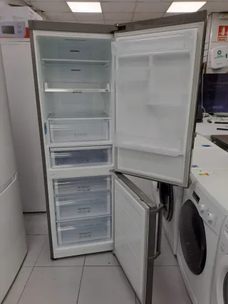 Nevera marca Samsung a++ 185,cm Nofrost