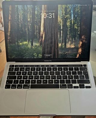 MacBook Pro 13 Intel i5 8GB RAM 256GB SSD