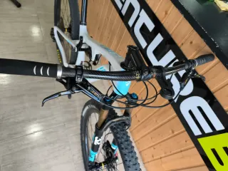 Berria Mako 29 Talla S