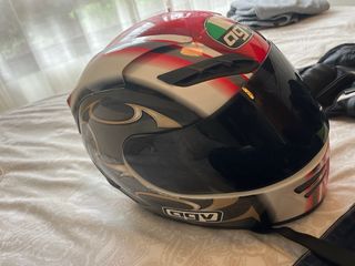 chaqueta casco guantes pantalones moto