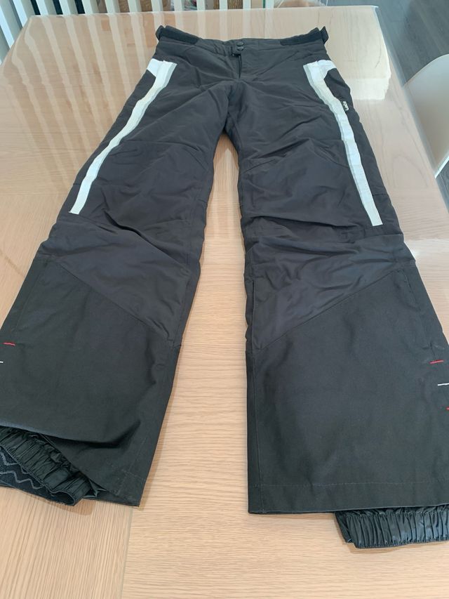 Equipación  de esquí. Talla 14 años. Hombre