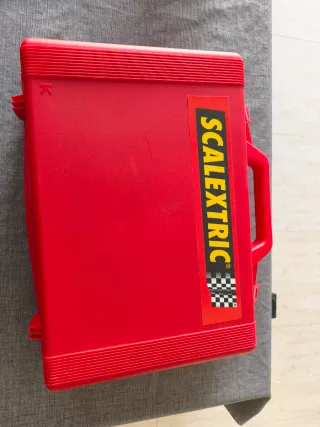 Maletín Scalextric Rojo