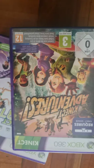 Xbox 360 Negra + Kinect + Mando + 3 Juegos