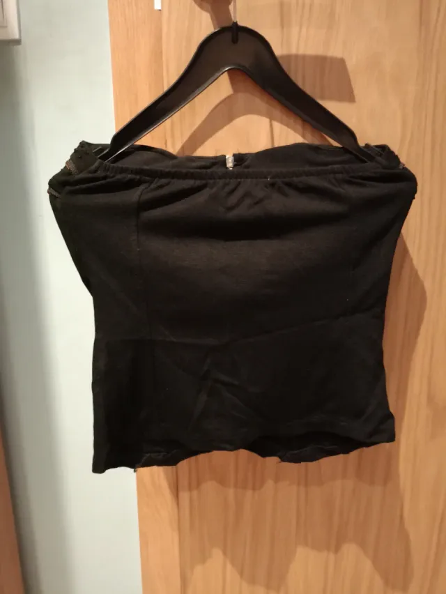 Escorpiño Top Negro Cremallera Dorada