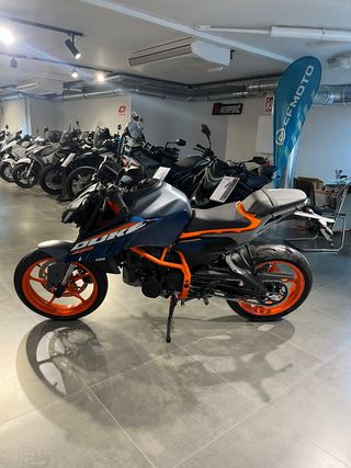 KTM DUKE 390