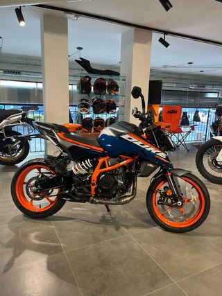 KTM DUKE 390