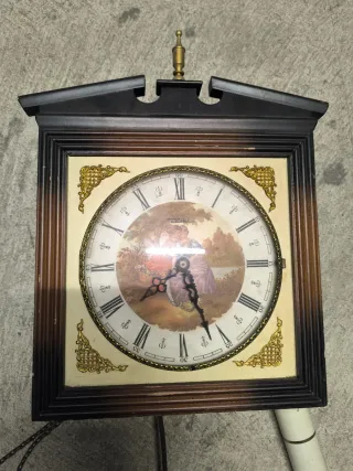 Orologio a Carillon Musicale con Pesi