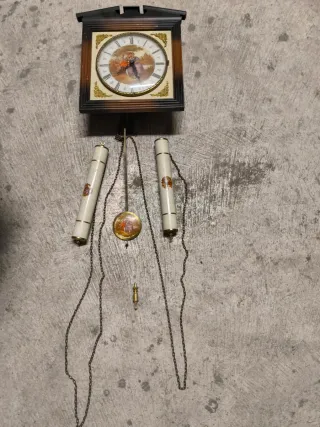 Orologio a Carillon Musicale con Pesi