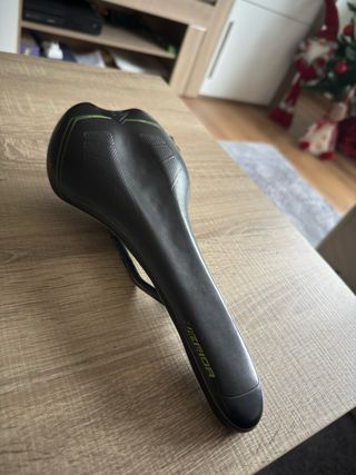 Sillín Mérida Carretera Negro/Verde