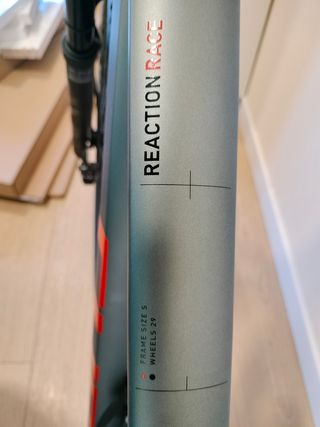 Bici montaña Cube Reaction 29 Gris/Rojo