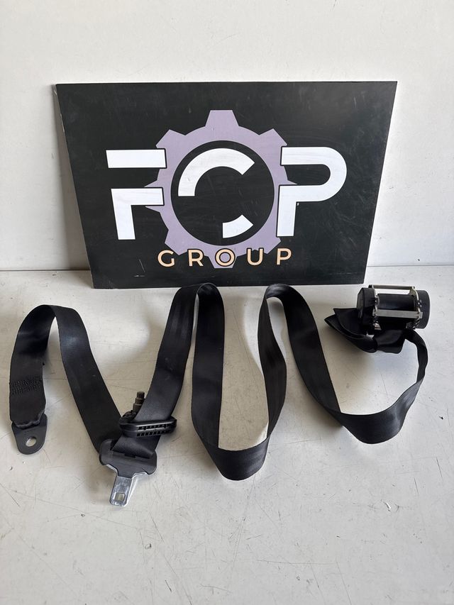 Cinturon delantero derecho dacia sandero : 934801