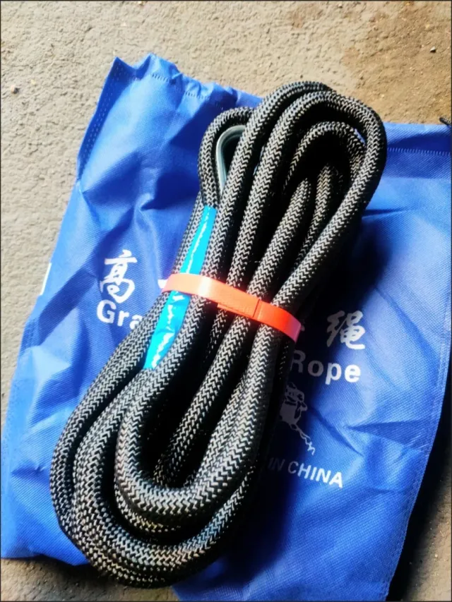 Cuerda de remolque de coche