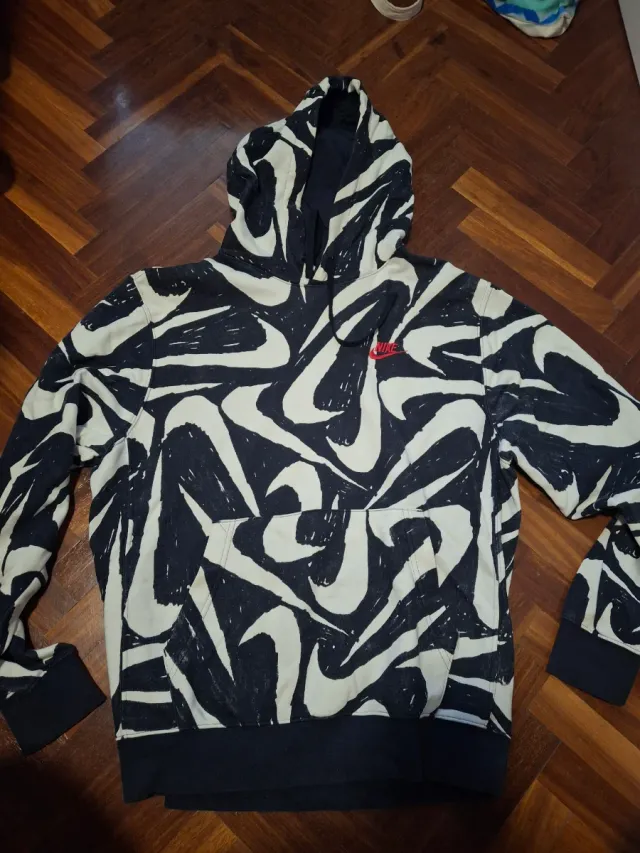 Sudadera Nike con estampado