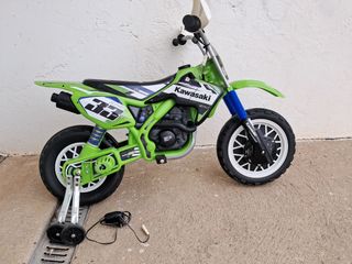 Moto Eléctrica Infantil Kawasaki 33