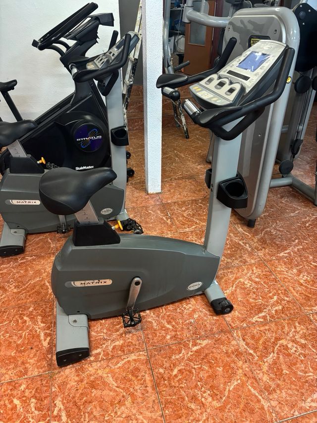 Bicicleta Estática Matrix
