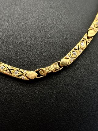 V262 GARGANTILLA ORO PIEDRA NEGRA