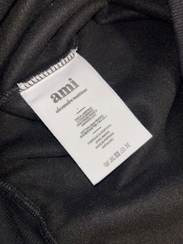 Jersey Ami Negro Corazón Rojo