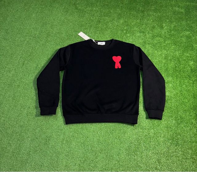 Jersey Ami Negro Corazón Rojo