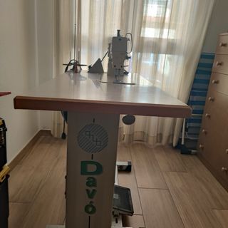 Máquina de coser industrial SICAMA