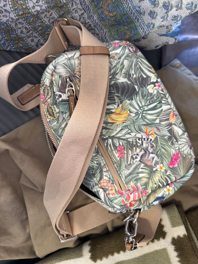 Bolso grande estampado lémur y flores