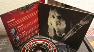 CD Steve Morse Band Out Standing In Their Field