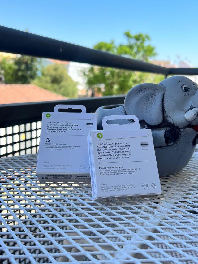 Nuovo caricabatterie completo per iPhone Apple