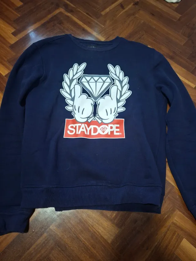 Sudadera azul con estampado Stay Dope