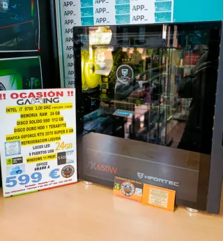 PC Gaming Intel i7 24GB RAM RTX 2070