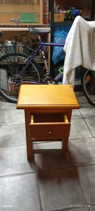 2 Mesitas de Noche Madera Pino