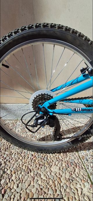 Bicicleta MTB niño azul y negra