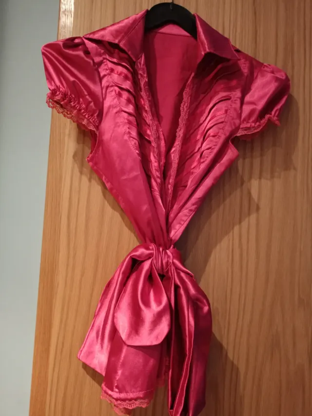 Camisa rosa/roja satinada