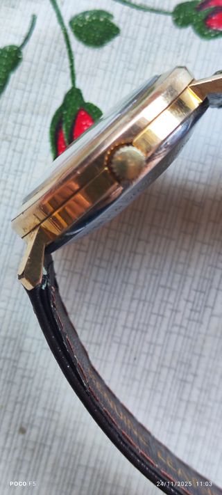 Reloj Zodiac Senator Hermetic Automatic.