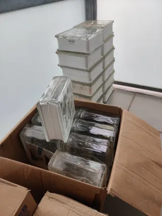 Ladrillos de cristal (pavés) para construcción